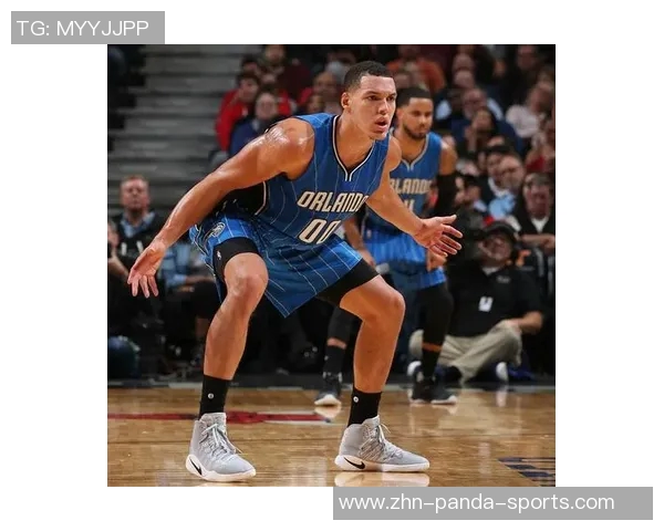 阿隆戈登复出表现出色15投8中贡献20分6篮板罚球命中率高达667